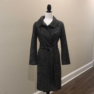 Aritzia Babaton wool and alpaca open front coat. Size xxs - black and white
